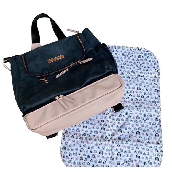 Petunia pickle bottom Pivot Pack indigo‎ blush diaper bag backpack leather vegan - Picture 4 of 16